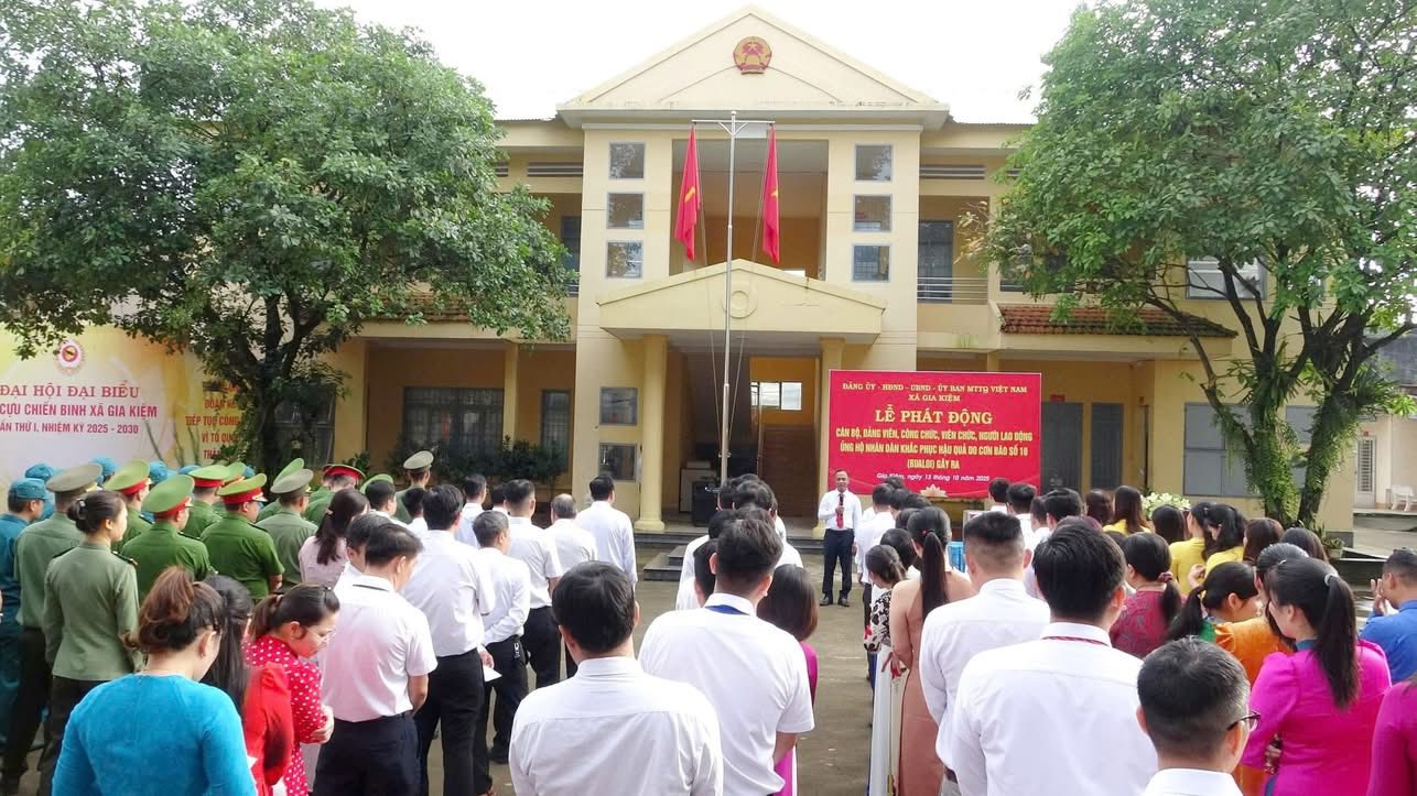 Ủng hộ đồng bào - Ảnh 3